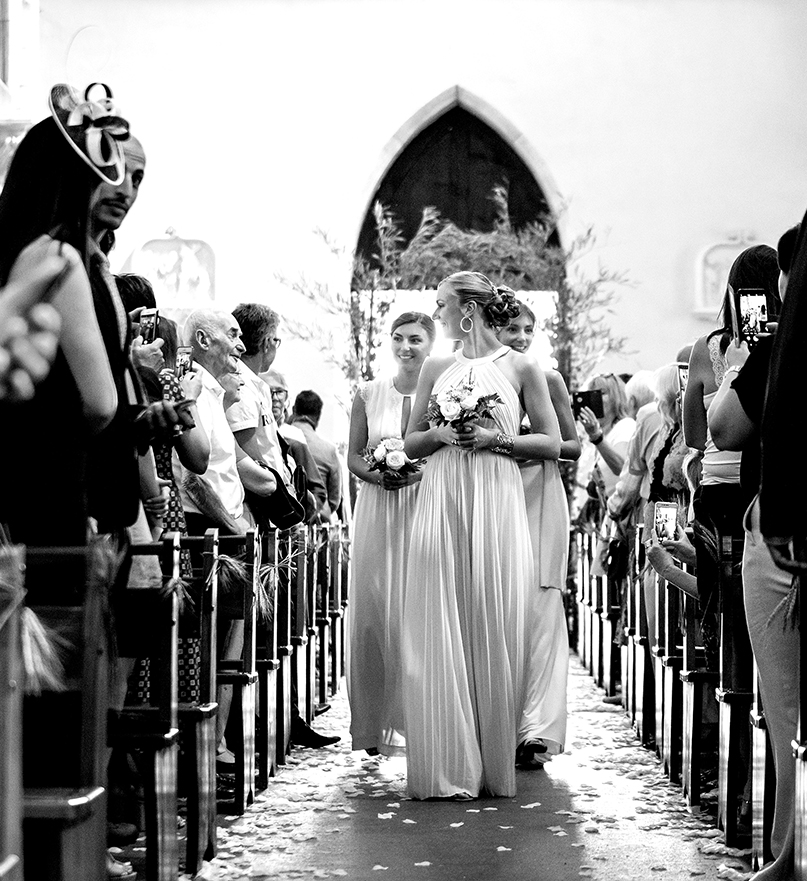 Photographe mariage haut de gamme reportage photos cérémonie religieuse église lyon