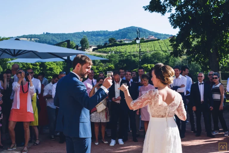 céremonie mariage au Château des loges dans le beaujolais, photos réalisées par Amédézal