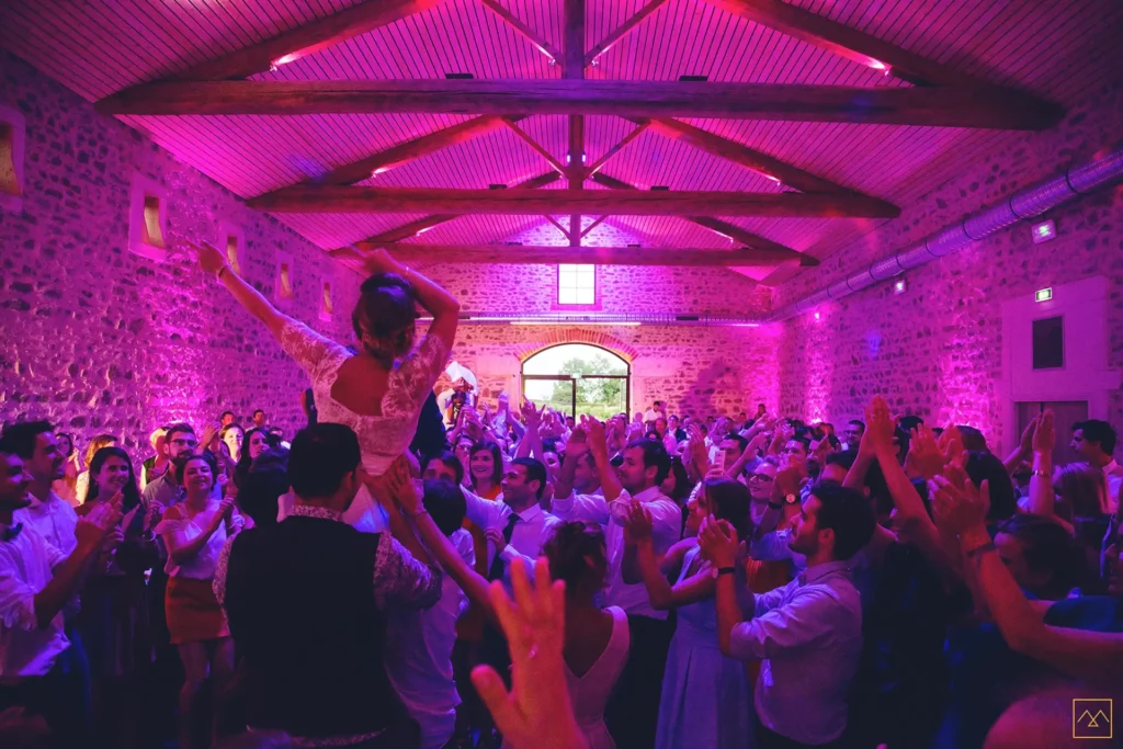 la soirée des mariés au Château des loges dans le beaujolais, photos réalisées par Amédézal