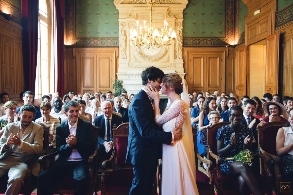 Jeunes mariés du théâtre du Renard à Paris reportage photos par Amédézal
