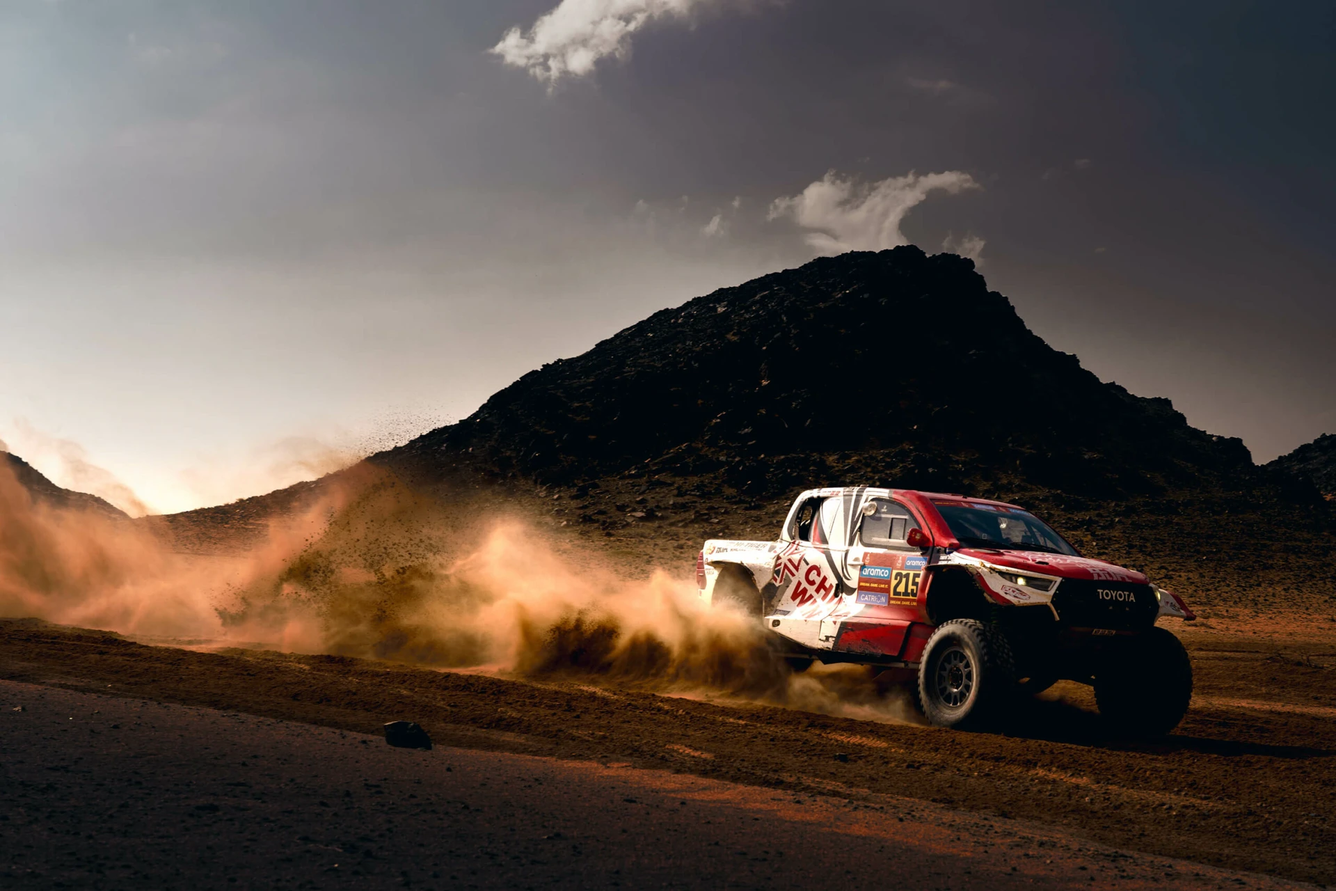 voiture redbull au dakar prise par le photographe Amédézal